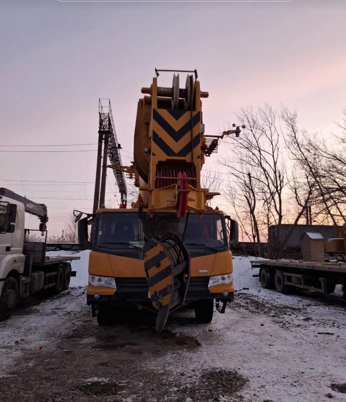 Работа автокрана зимой